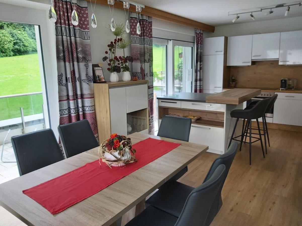 Ferienwohnung Zillertal Bacher ชลิทเทอร์ส ภายนอก รูปภาพ