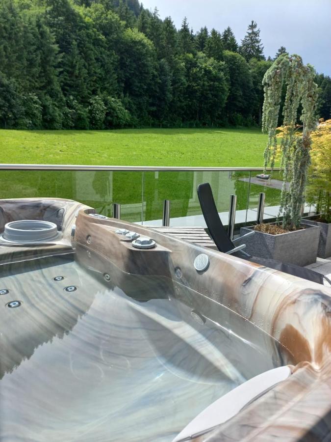 Ferienwohnung Zillertal Bacher ชลิทเทอร์ส ภายนอก รูปภาพ